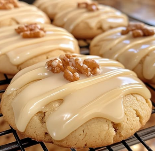 Maple Pecan Drizzle Cookie Baking Class. Friday , December 12th. 6p-8p.